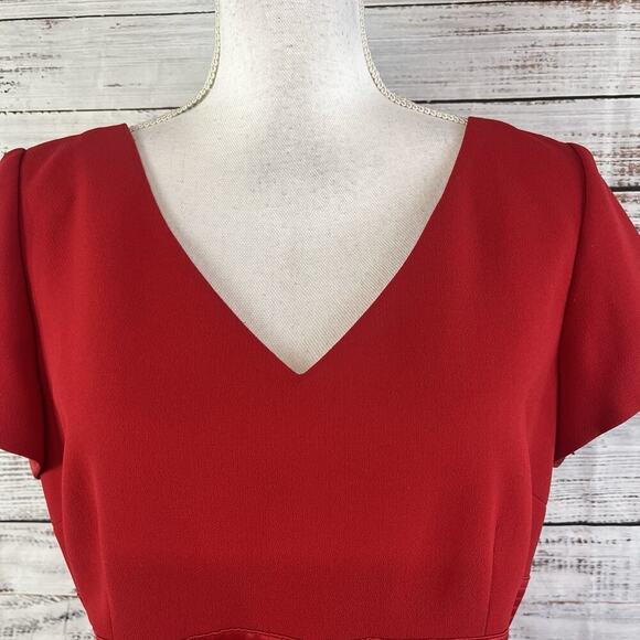 Donna Morgan Dress size 10 Cherry Red Crepe Knee Career Wedding Evening Church - Picture 3 of 9